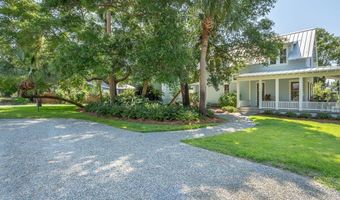19 11th St, Apalachicola, FL 32320
