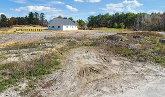 95 Fieldstone Dr, Augusta, ME 04330