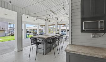 4009 Borneo St, Bay St. Louis, MS 39520