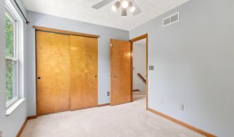 1438 Newell Ct, Columbus, OH 43228