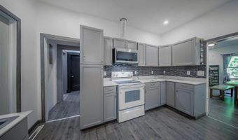 428 S C St, Arkansas City, KS 67005