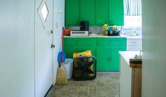 281 Bridge St, Branchville, SC 29432