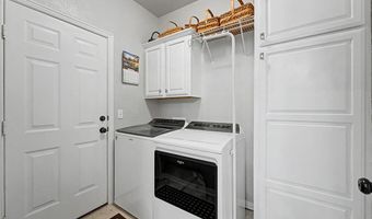12 Hoyer Ln, Bella Vista, AR 72714