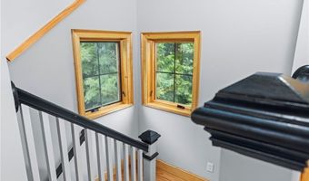 388 Sea View Dr, Warwick, RI 02889