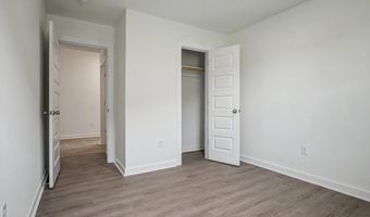 512 S Cherry St, Beebe, AR 72012