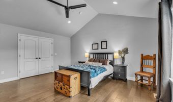 1091 Green Rd, Ann Arbor, MI 48105