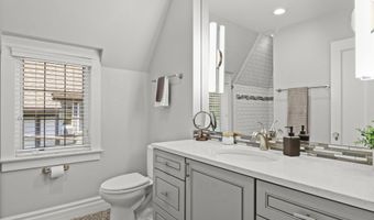 714 Oneida Pl, Madison, WI 53711