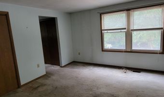 506 Forest Brook Dr, Absecon, NJ 08205