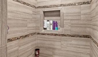 4002 SW Flatrock Cv, Bentonville, AR 72713
