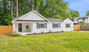 112 Oak St, Yorktown, VA 23693