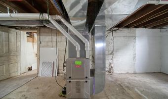 110 W Albert, Adrian, MI 49221