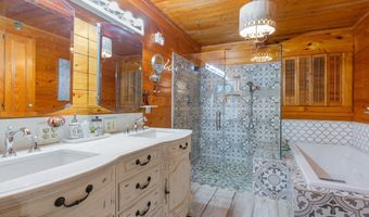 1326 S Hospital Dr, Abbeville, LA 70510