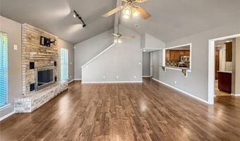 2114 Oakglen Dr, Ardmore, OK 73401