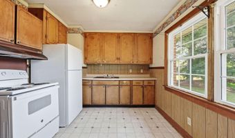 4415 Reaves Rd, Ayden, NC 28513