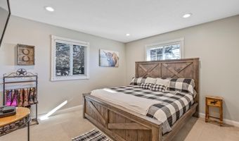 6517 County Rd 5 NW, Annandale, MN 55302