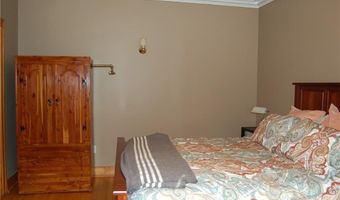 7 Nichols Ln 5, Hopkinton, RI 02832