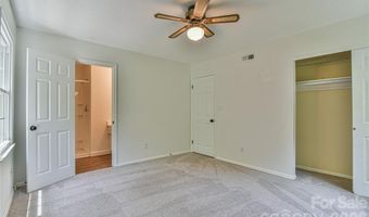 115 Wicklow Dr, Asheville, NC 28806