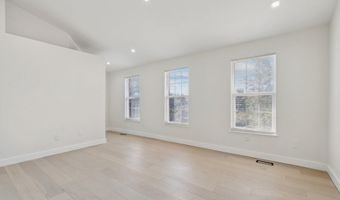 43501 POSTRAIL Sq, Ashburn, VA 20147