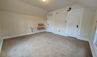 822 N River Ave, Alma, MI 48881