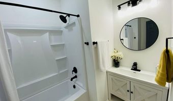 326 2nd Ave, Alberta, VA 23821