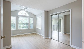 901 Wentworth Ct, Alpharetta, GA 30022