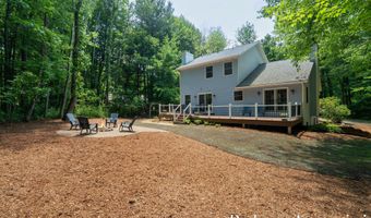 1016 MAPLE HILL Ave SE, Ada, MI 49301