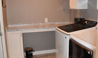8034 Clearwater Ct, Plainfield, IN 46168