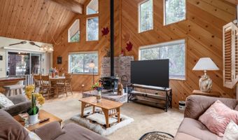 2245 Castlewood Ln, Arnold, CA 95223