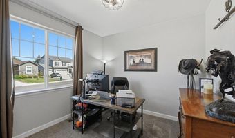 997 Blue Bell Rd, Berthoud, CO 80513