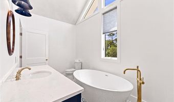 224 Greenhouse Rd, Coventry, RI 02827
