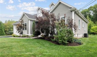 121 Stillwater Rd, Smithfield, RI 02917