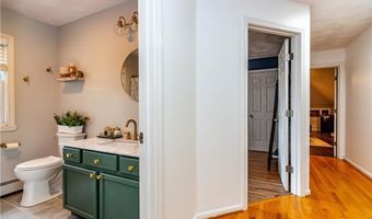 195 Oakland Beach Ave, Warwick, RI 02889