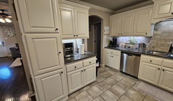 15 Marlin Dr, Austin, AR 72007