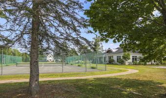 28 B Springbrook Dr, Belfast, ME 04915