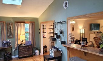 19 Park Lane Dr, Athens, OH 45701