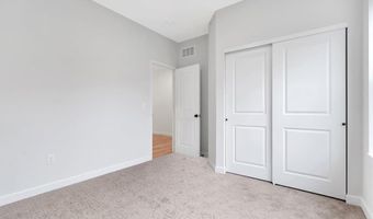 453 Rosedale Ter, Ballwin, MO 63021