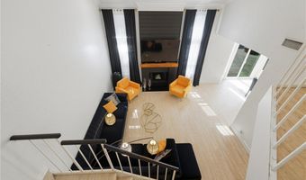 6070 E Smt, Anaheim, CA 92807