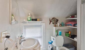 317 N Winooski Ave, Burlington, VT 05401