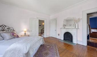 208 High St, Belfast, ME 04915