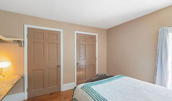 76 Spruce St, Brattleboro, VT 05301