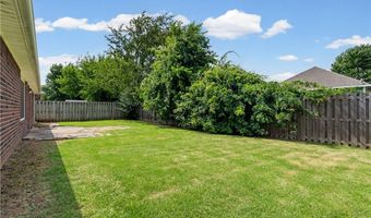 3906 SW Carriageway Ave, Bentonville, AR 72712