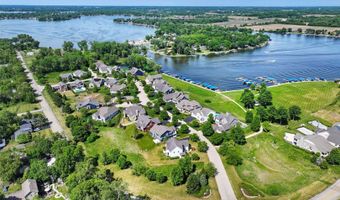 40561 N Newport Dr, Antioch, IL 60002