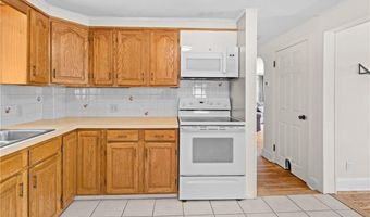 36 Westhill Dr, Cranston, RI 02920