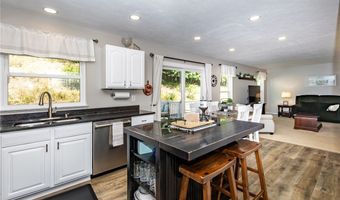 637 White Pine Dr, Adams Twp., PA 16046