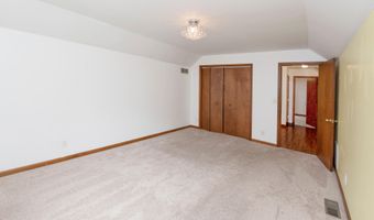 9382 Royal Oak Dr, Alexandria, KY 41001