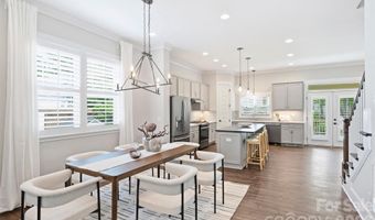 3030 Attaberry Dr, Charlotte, NC 28205