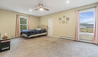 603 Limerick Rd, Arundel, ME 04046