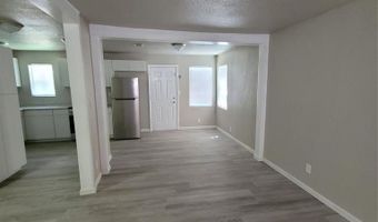 209 W Purdom Ave, Alvarado, TX 76009
