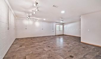 1 May Ln, Bella Vista, AR 72715