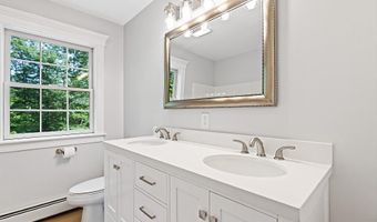 25 Lake Grove Ln, Auburn, ME 04210